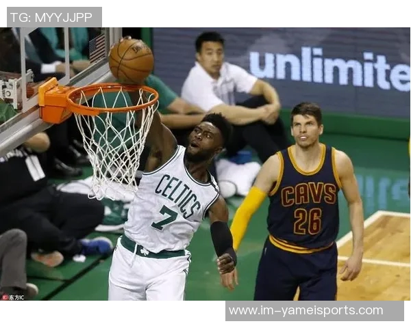 阿里纳斯承认曾嘲笑杰伦布朗左手运控现已大为改观