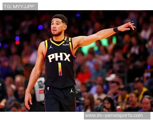 布克生涯30分以上比赛达到223场追平伯德距离前30仅差4场