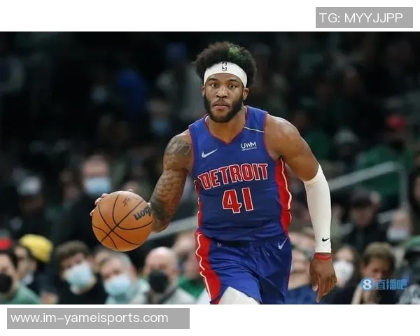 萨迪克贝高效表现17投7中斩获21分7篮板助攻全面展现实力